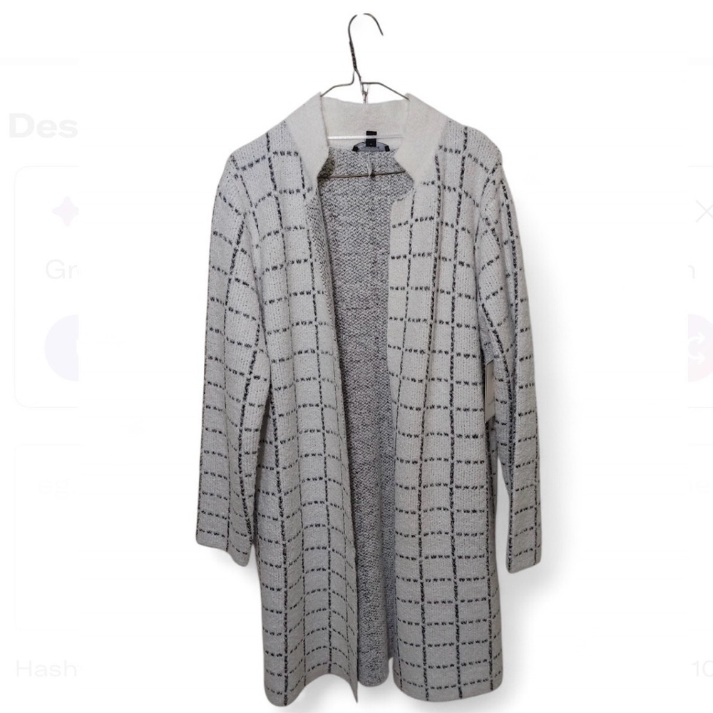 Elegant White and Grey Grid Long Cardigan - Picture 2 of 6